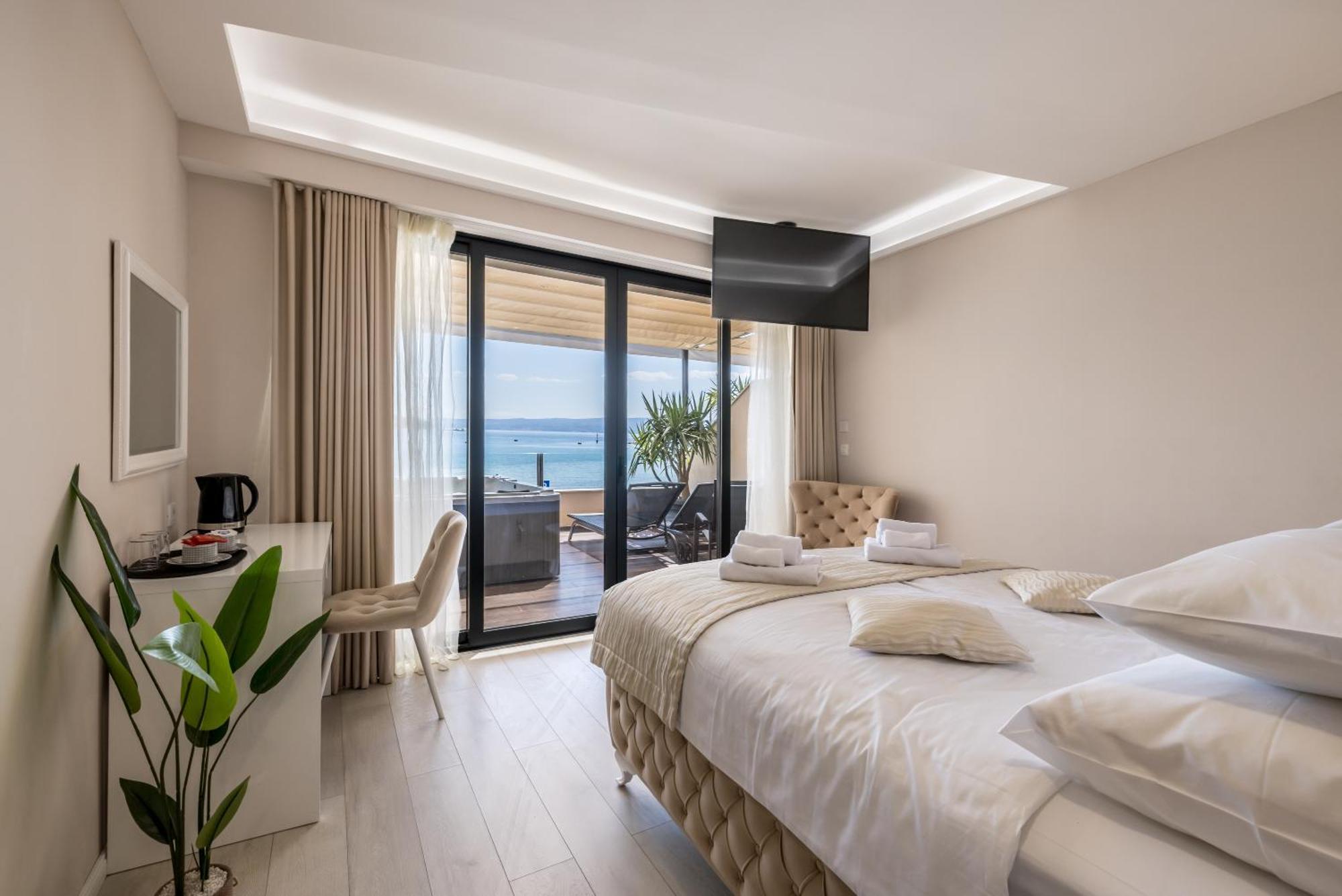 Sea View Luxury Seven Of Nine