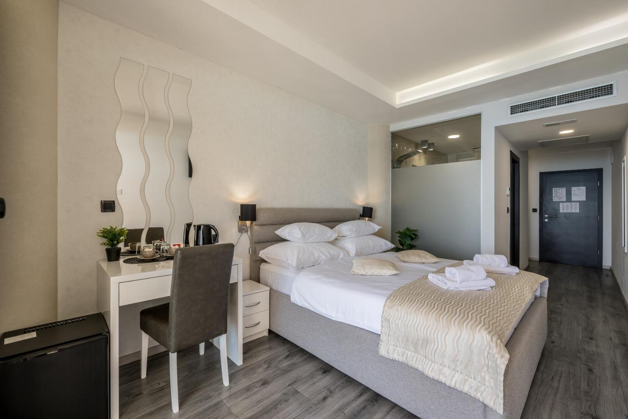Luxury 