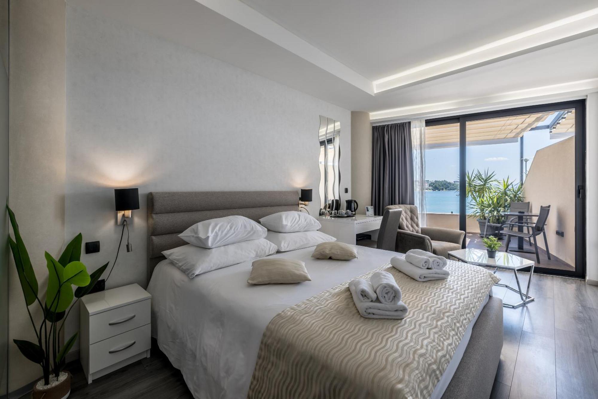 Luxury 