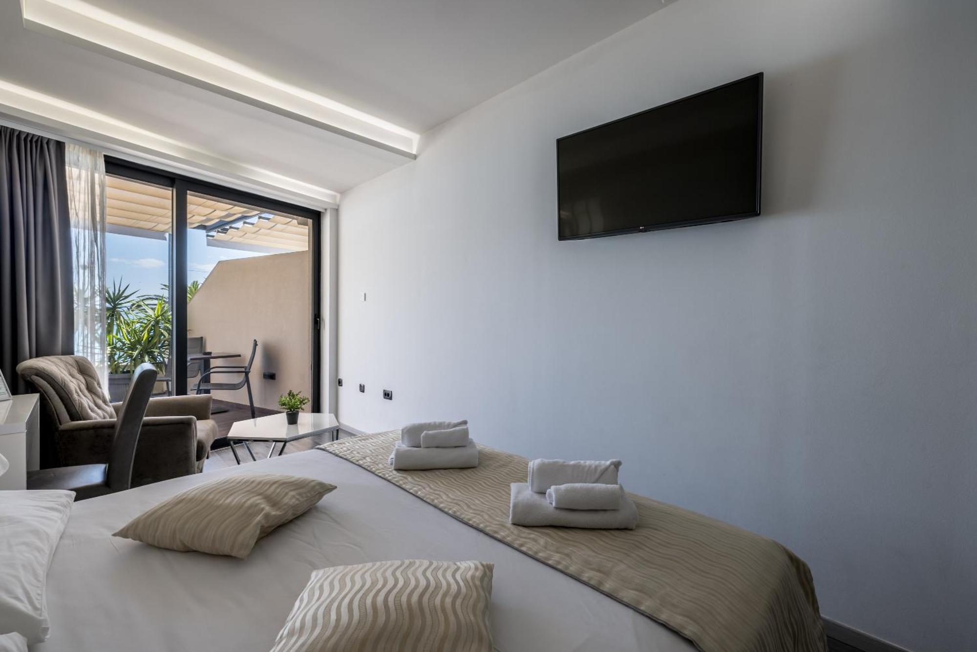 Luxury 