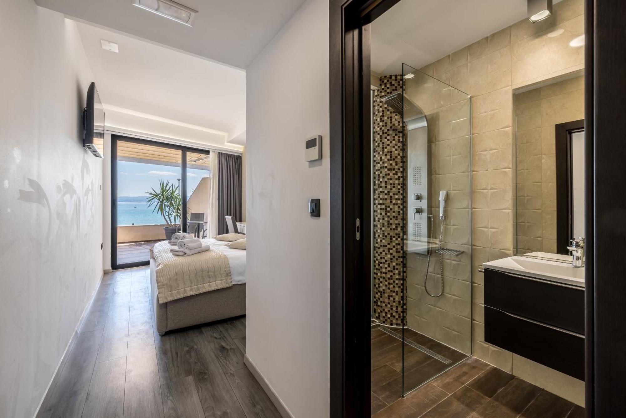 Luxury 