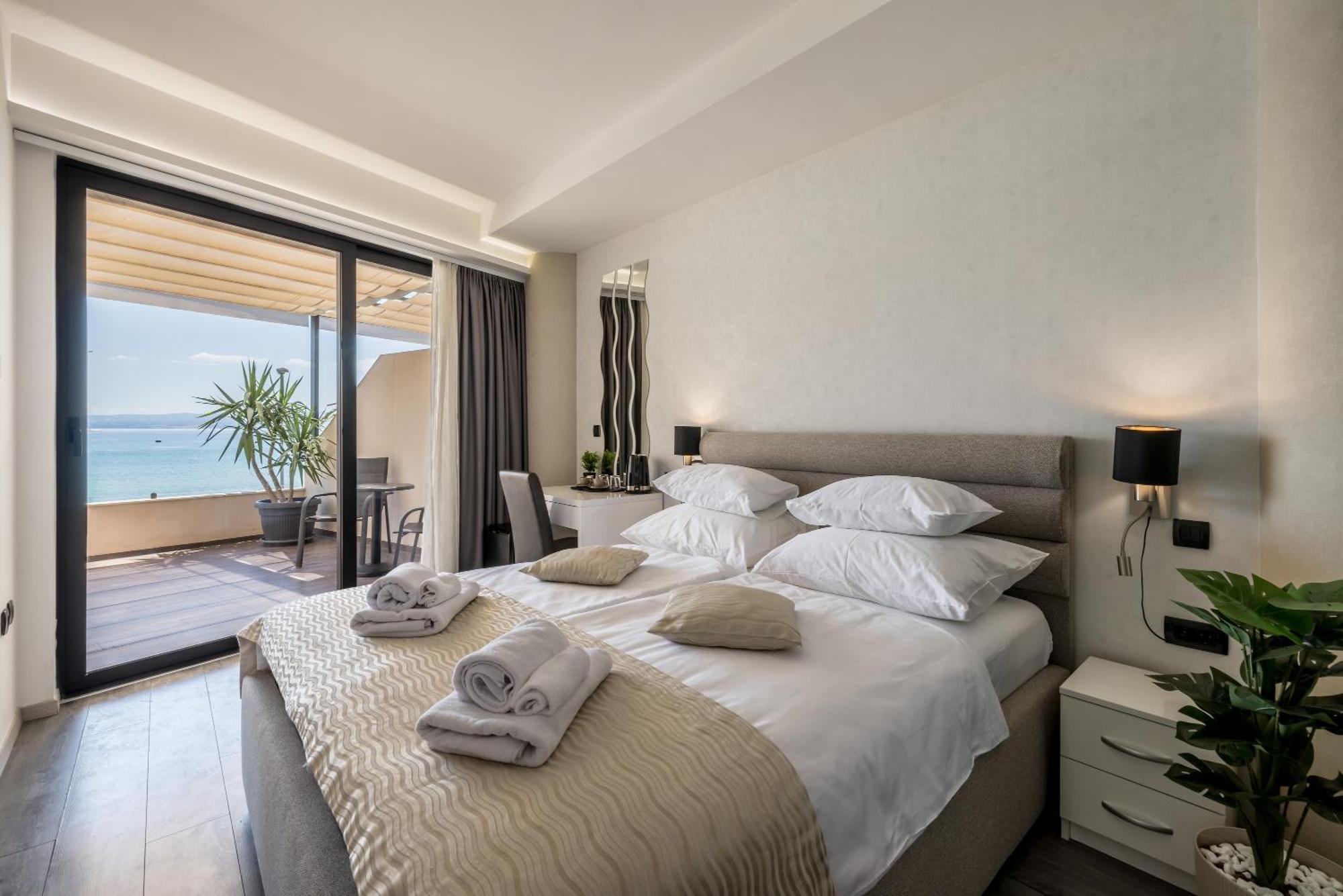 Luxury 