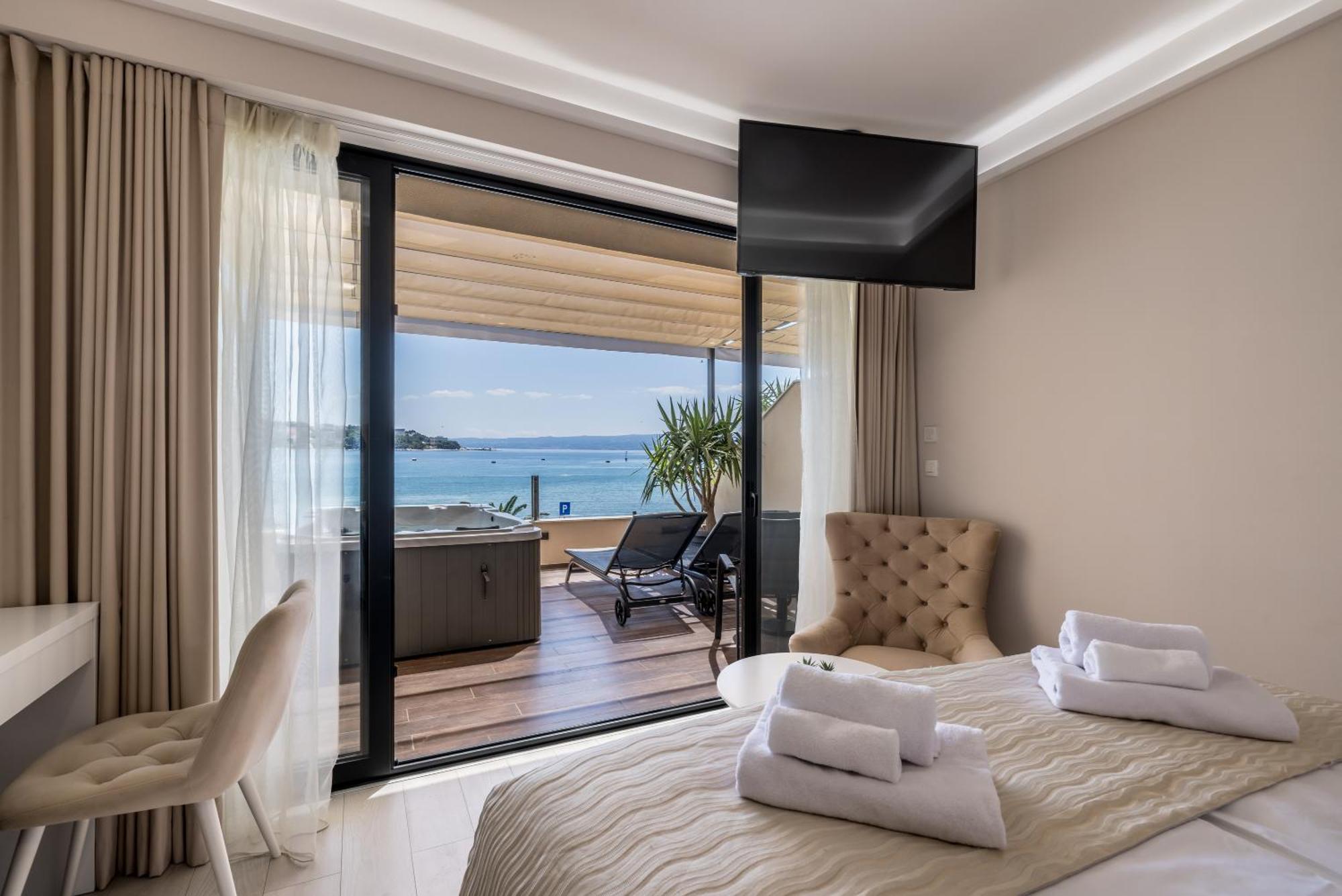 Luxury 